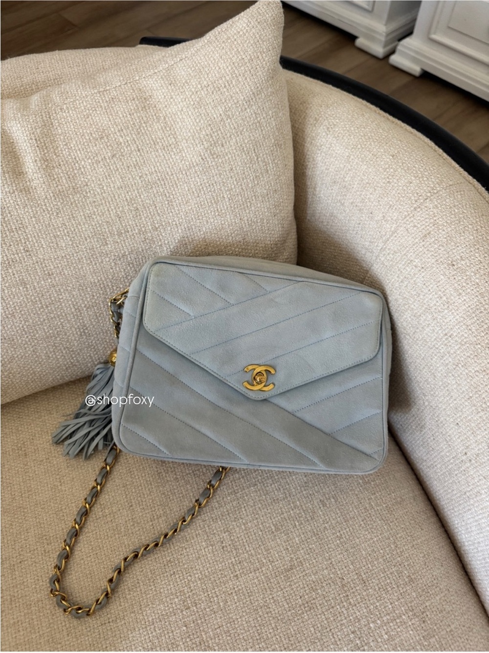 Chanel 90s Vintage Suede Quilted Camera Shoulder Bag - Picture 2 of 16